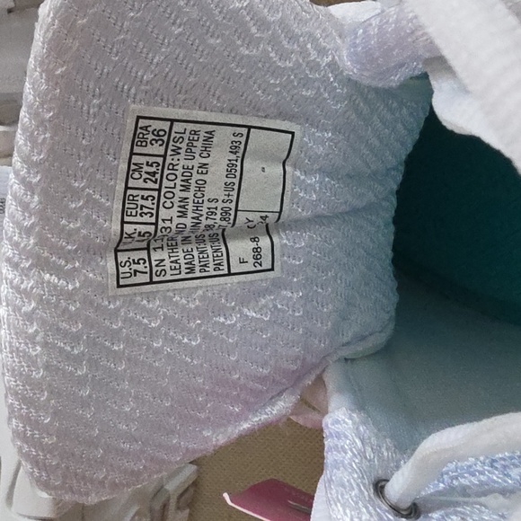 Skechers Women's D'Lites Fresh Start Memory Foam Lace-up Sneaker Fashion Without - Picture 6 of 6